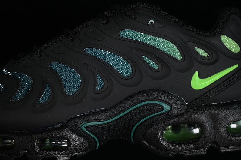 Nike Air Max Plus Drift