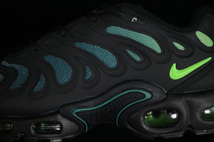 Nike Air Max Plus Drift