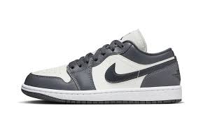 Jordan 1 Low Grey